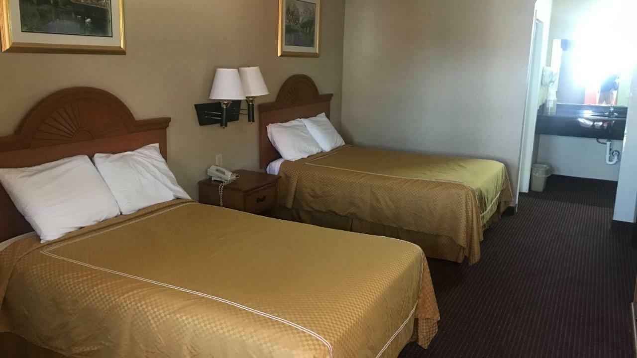 Day N Night Inn Harker Heights Extérieur photo
