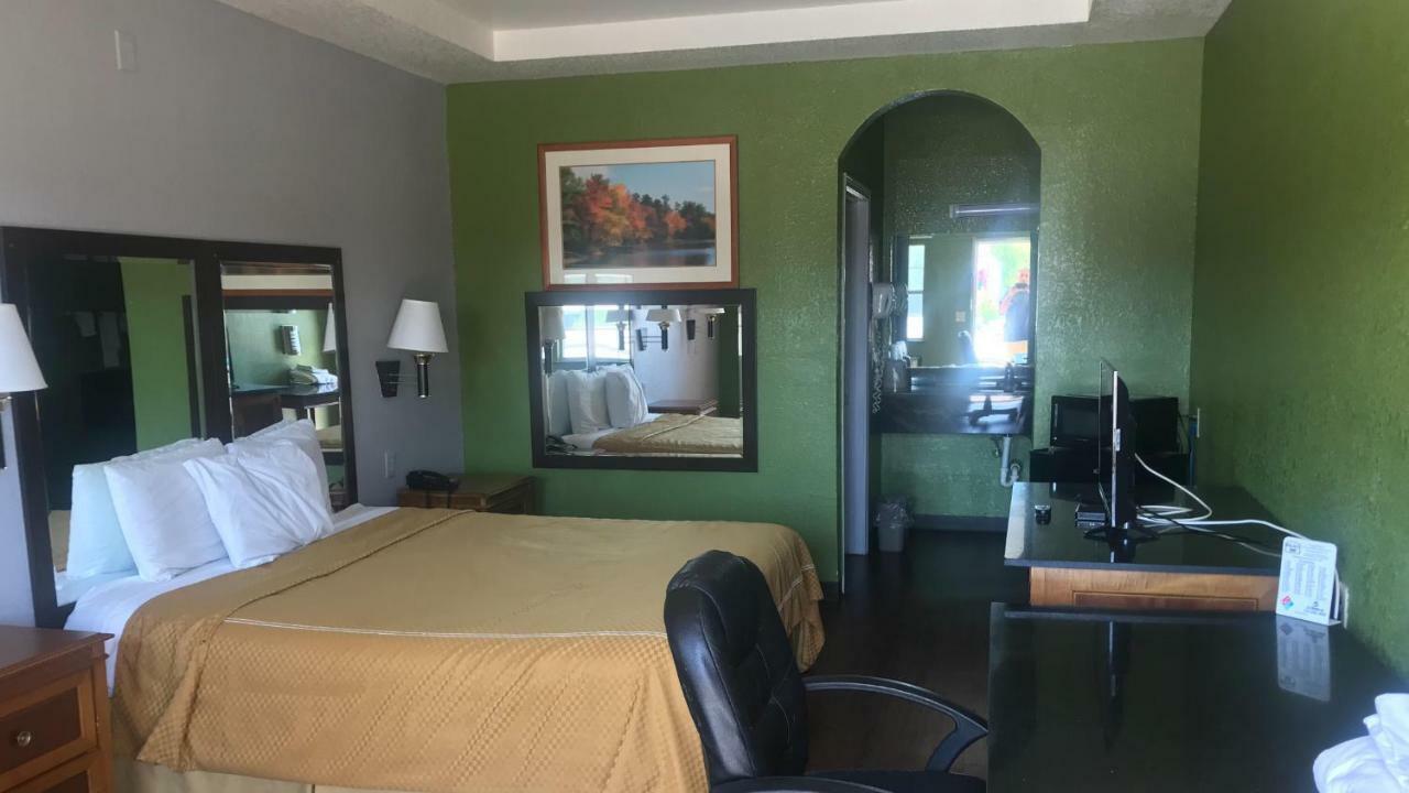 Day N Night Inn Harker Heights Extérieur photo